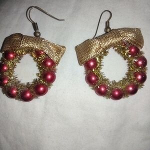 Elegant Gold and Red Wreath Earrings
